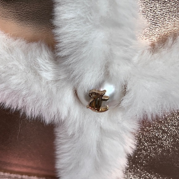 Juicy Couture plush rose tone booties - Picture 5 of 5